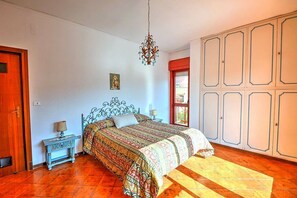 3 chambres, draps fournis