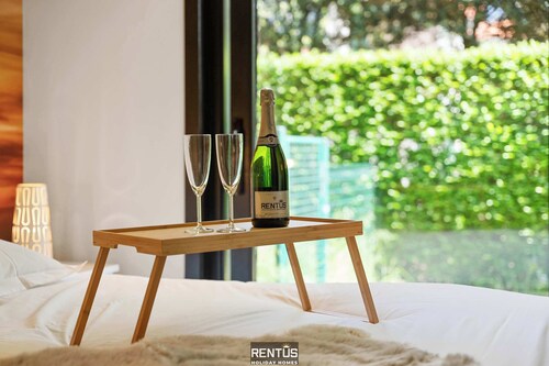 Sasea - ground floor apartment with garden