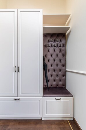 Apartment - Holt Old Town Luxury Suites (Bucharest)