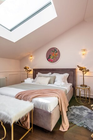 Apartment - Holt Old Town Luxury Suites (Bucharest)