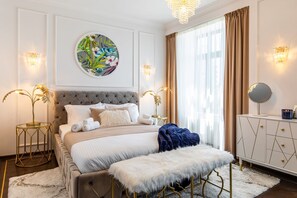 Apartment - Holt Old Town One Bedroom Apartments (Bucharest)