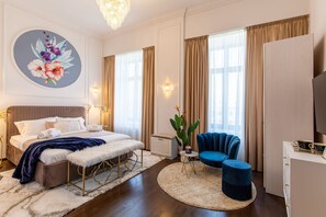 Apartment - Holt Old Town Luxury Suites With Balcony (Bucharest)