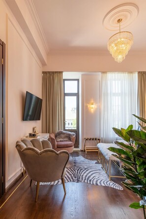Exterior - Holt Old Town Luxury Suites With Balcony (Bucharest)