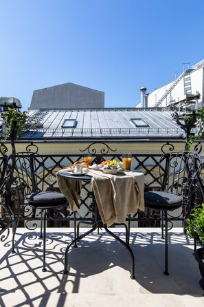 Apartment - Holt Old Town Luxury Suites With Balcony (Bucharest)
