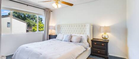 3 bedrooms, desk, iron/ironing board, free WiFi