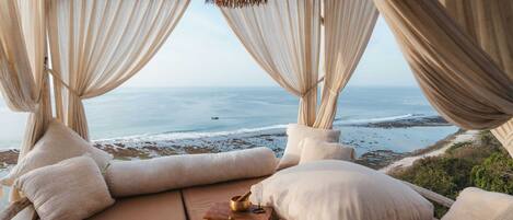 Villa, 2 Bedrooms | Living area