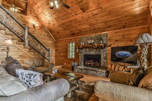 Smart TV, fireplace