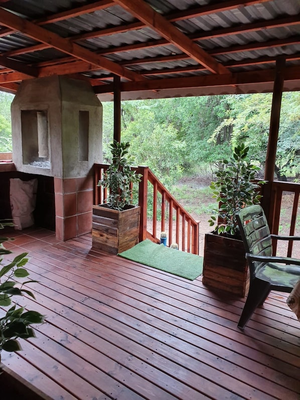 House, 2 Bedrooms, Private Pool, Pool View | Bahagian luar