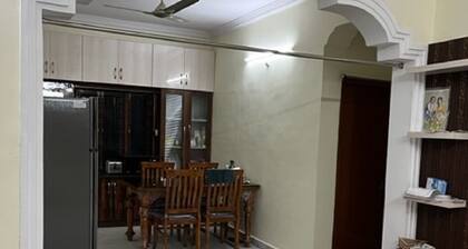 Fully Furnished, Ventilated, with TV and AC, Non-Smoking, Stay with whole family