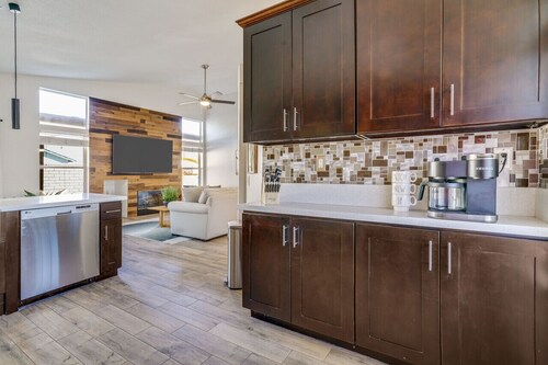 Palmas de Indio: Pool, Private, Walk to Festivals