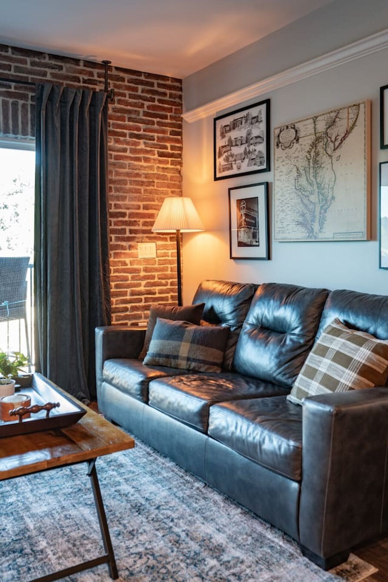 Modern 1br Flat: Free Parking, Ac, Getaway Ready! - Lynchburg, VA