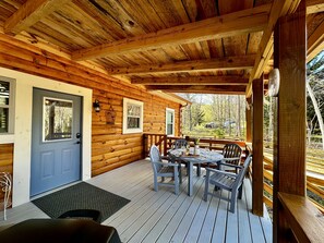 Outdoor dining - Lux Family - Wheelchair Ramp  Fire Pit - Porches - BBQ - Full Accessibility (Blue Ridge)