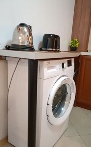 Interior - Mountain Paradise 4 - 1 Bedroom - Gondola, 100m Away - Washer (Bansko)