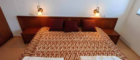 Apartment, 1 Bedroom, Accessible, Mountain View | 2 bedrooms