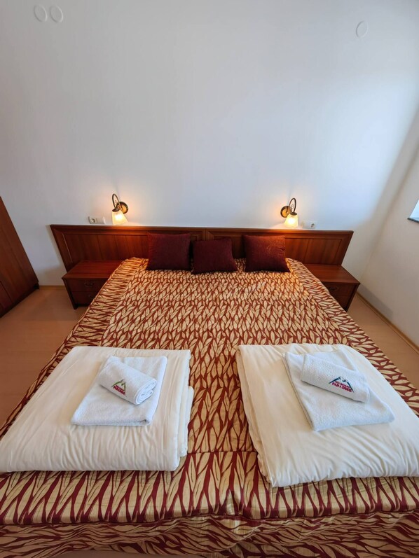 Apartemen, 1 kamar tidur, akses difabel, pemandangan gunung | 2 kamar tidur