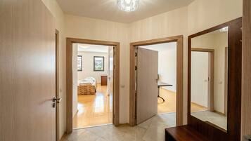 Apartment, 1 Bedroom, Accessible, Mountain View | 2 bedrooms