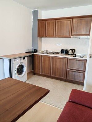 Appartement, 1 chambre, accessible aux personnes à mobilité réduite, vue sur la montagne | Intérieur