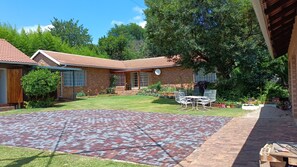 Apartamento, 2 quartos, para fumantes, varanda | Fachada