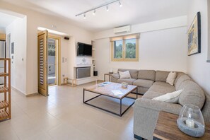 Fernseher, Stereoanlage