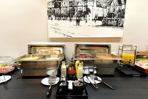 Free daily buffet breakfast - Prinz Gregor (Brasov)