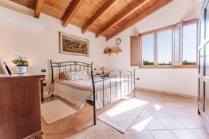 2 slaapkamers, gratis wifi, beddengoed, rolstoeltoegang