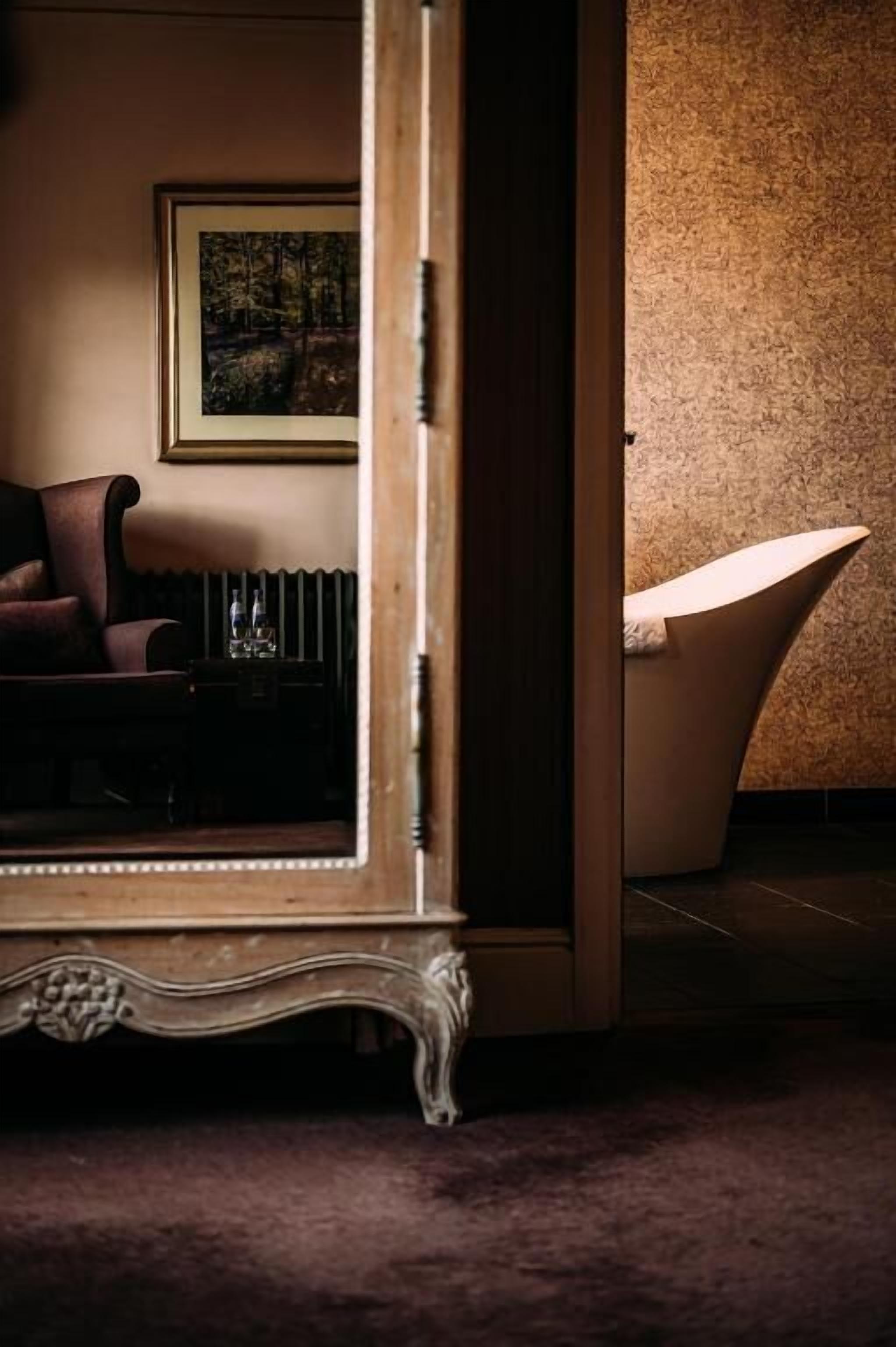 المنشأة من الداخل