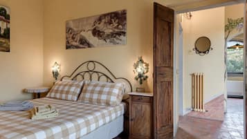 1 chambre, fer et planche Ă repasser, Wi-Fi gratuit, draps fournis