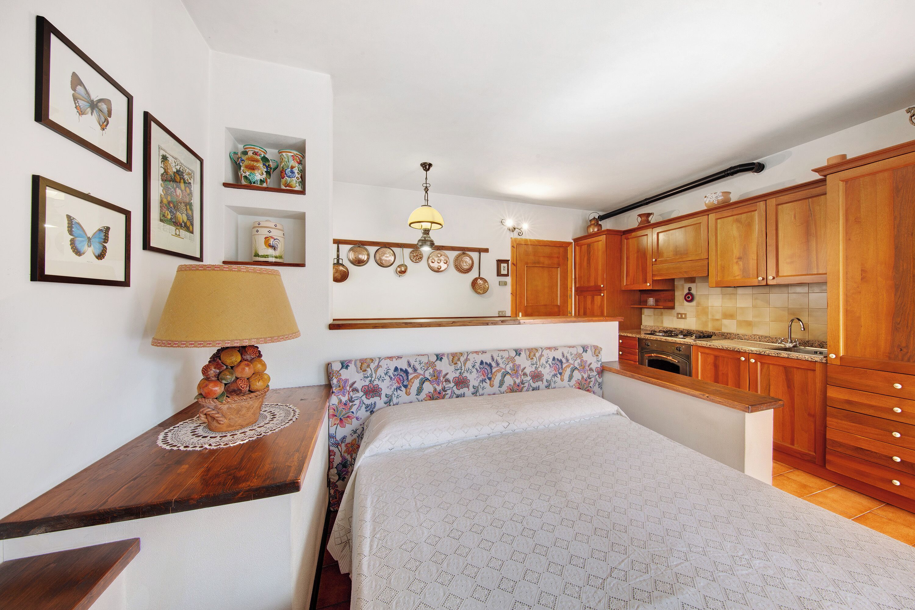 免费 WiFi、床单