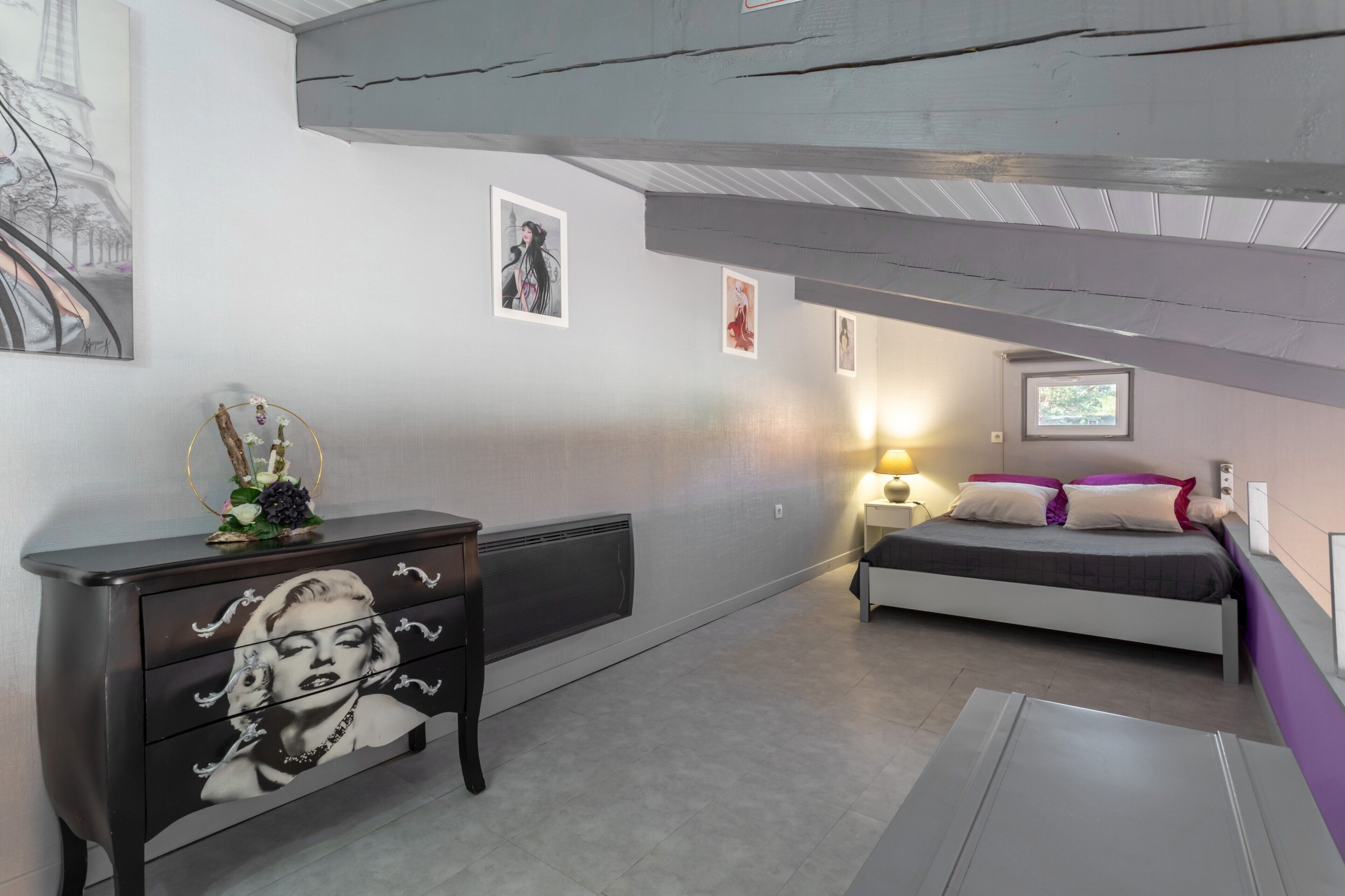 1 chambre, fer et planche à repasser, Wi-Fi gratuit, draps fournis