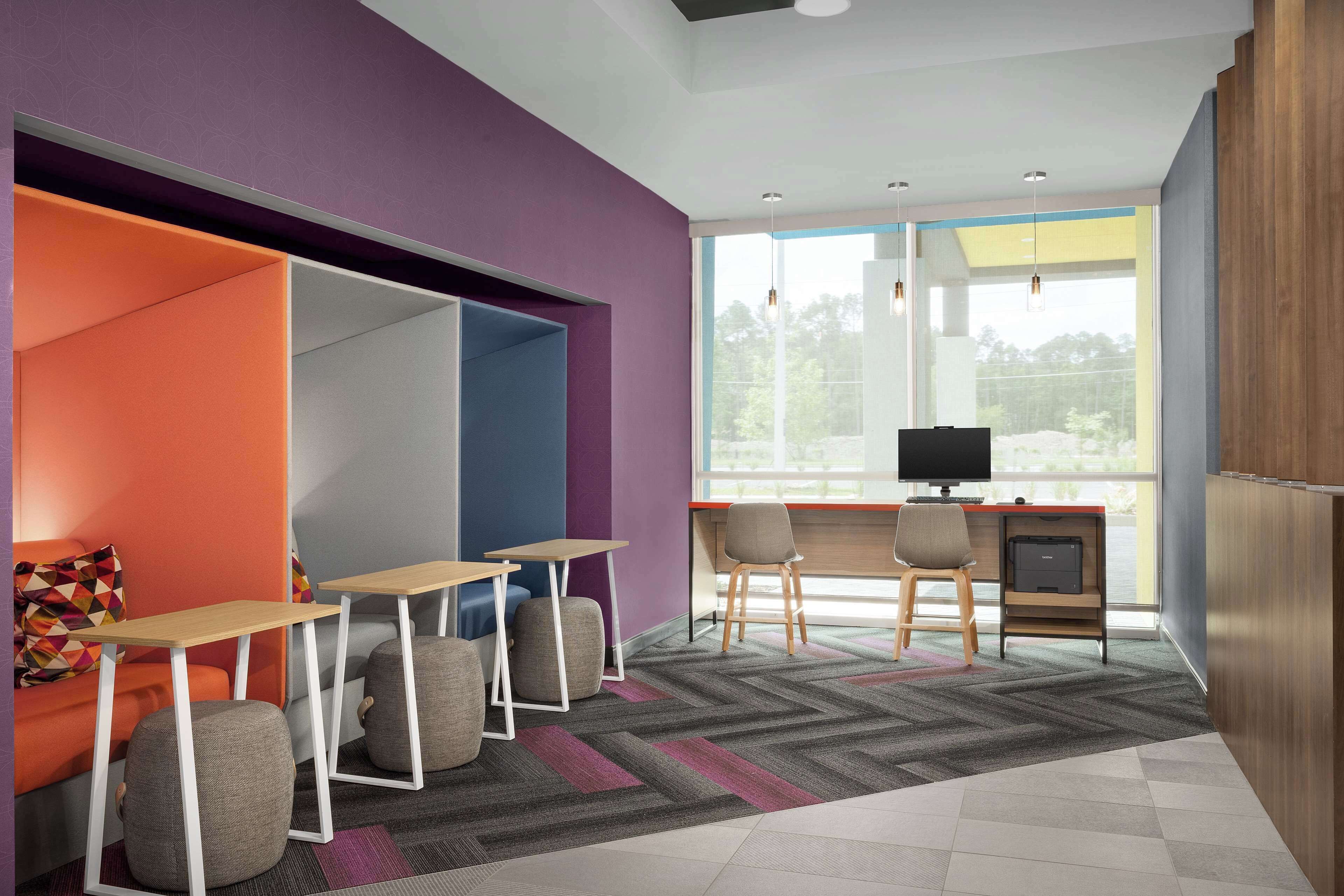 Photo - Tru by Hilton Jacksonville West I 295