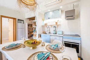 Fridge, microwave, oven, dishwasher - Apartment Mayah - Albufeira marina (Albufeira)