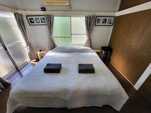 1 Schlafzimmer, Schreibtisch, Bügeleisen/Bügelbrett, kostenloses WLAN
