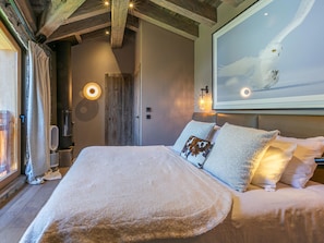 4 chambres, Wi-Fi gratuit, draps fournis