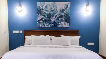 Family Room, 1 Bedroom, Garden View, Garden Area | 1 bedroom, premium bedding, down comforters, free WiFi