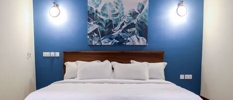 Family Room, 1 Bedroom, Garden View, Garden Area | 1 bedroom, premium bedding, down duvets, free WiFi