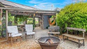 Outdoor dining - Wembley House, Southern Highlands (Medway)
