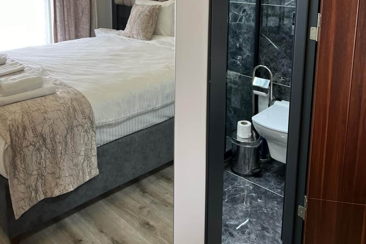 Loft Deluxe | 1 sovrum, värdeförvaringsskåp på rummet och skrivbord