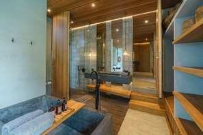 Bathroom - Ohlala : Luxury Tropical Escape in Pererenan (Canggu)