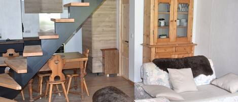 Télévision, cheminée