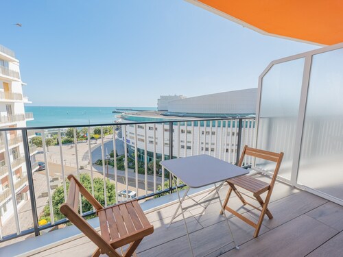 Studio for 2 with direct beach access, balcony