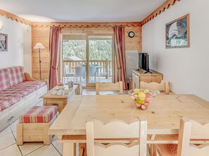 Dining - 3 rooms, Wifi, pool & spa access, garage - 6 people, Champagny (Champagny-en-Vanoise)