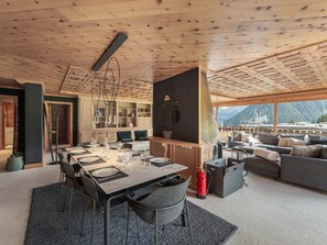 Dining - Luxury apartment in Courchevel 1850, 3 suites, 7 pers, 180 sqm, central (Courchevel 1850)