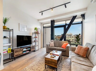 Modern Living In Prime Location!