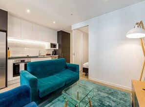 Apartment | 2 bedrooms, free WiFi - Central & Modern 2-Bedroom Apartment (Auckland)