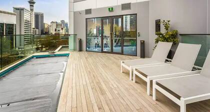 Sunny 1BR Retreat in Heart of CBD by Zodiak Stays