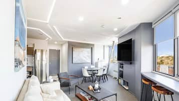 2 عدّة غرف نوم ومكواة/لوح كي وواي فاي مجانًا