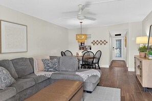 TV, DVD player - Coastal Retreat Steps from Crescent Beach (Sarasota)