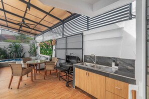 BBQ/picnic area
