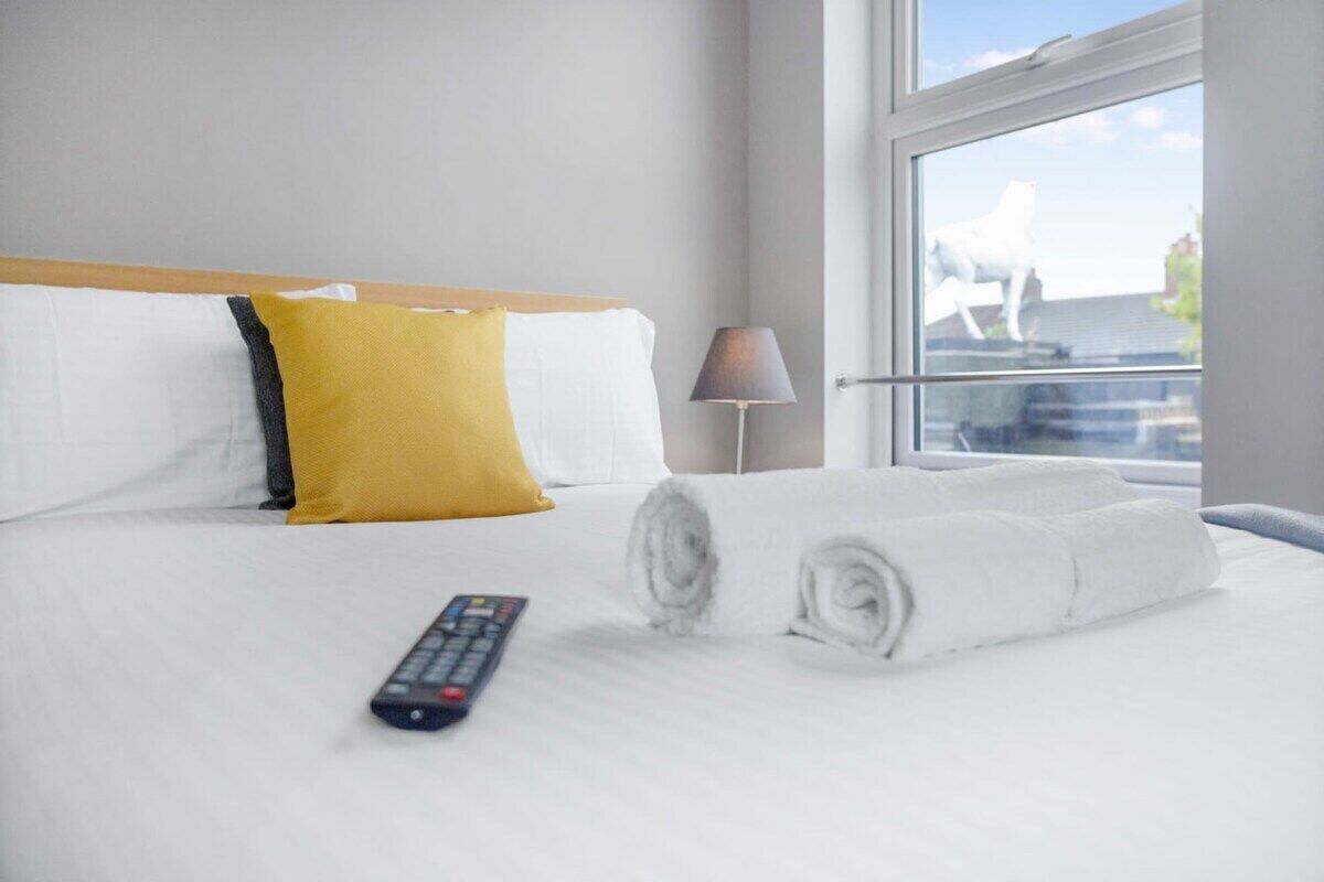 1 bedroom, internet, bed sheets