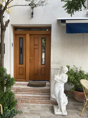 Terrace/patio - O Sole Mio ApartHotel (Bucharest)